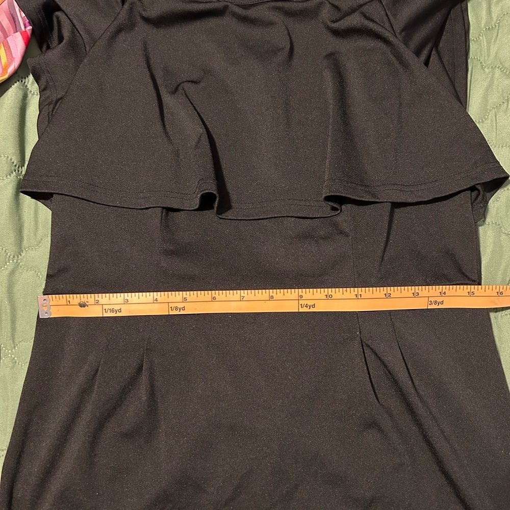 Black Dress - Picture 4 of 5
